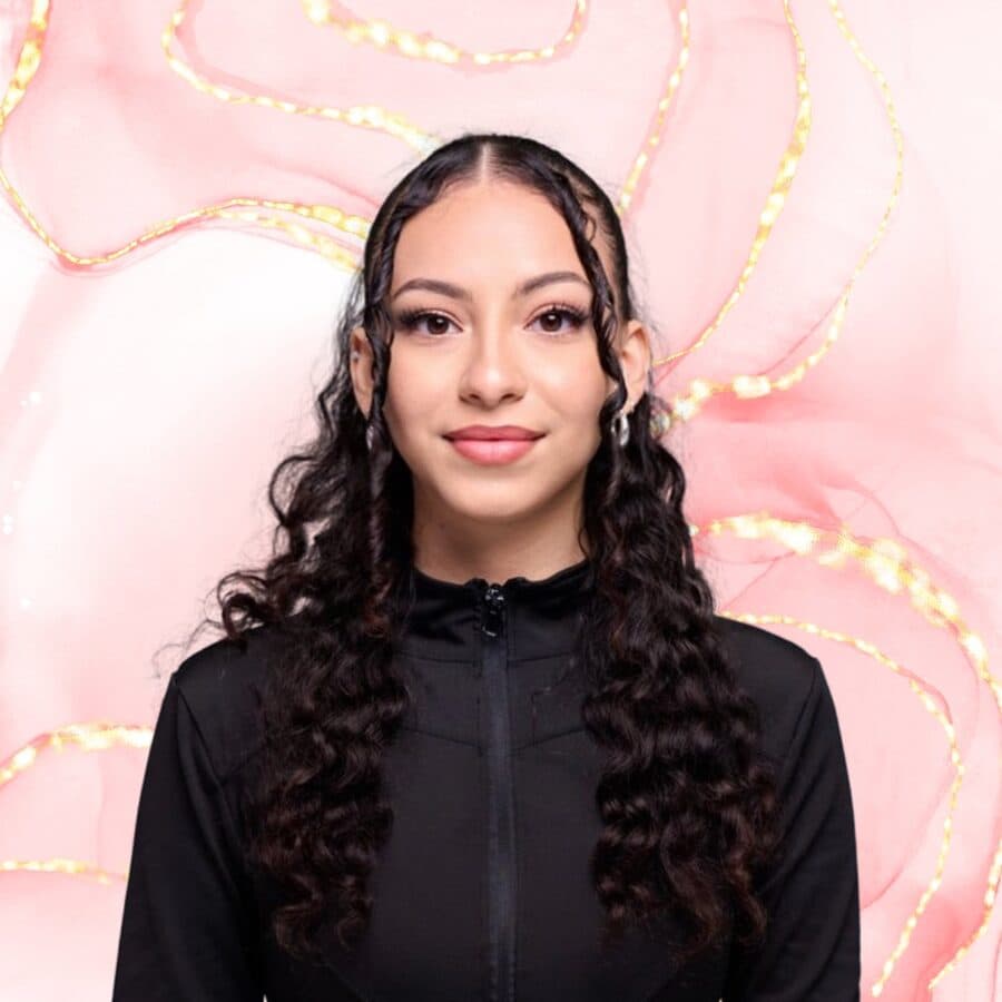 Waleshka V., Esthetician